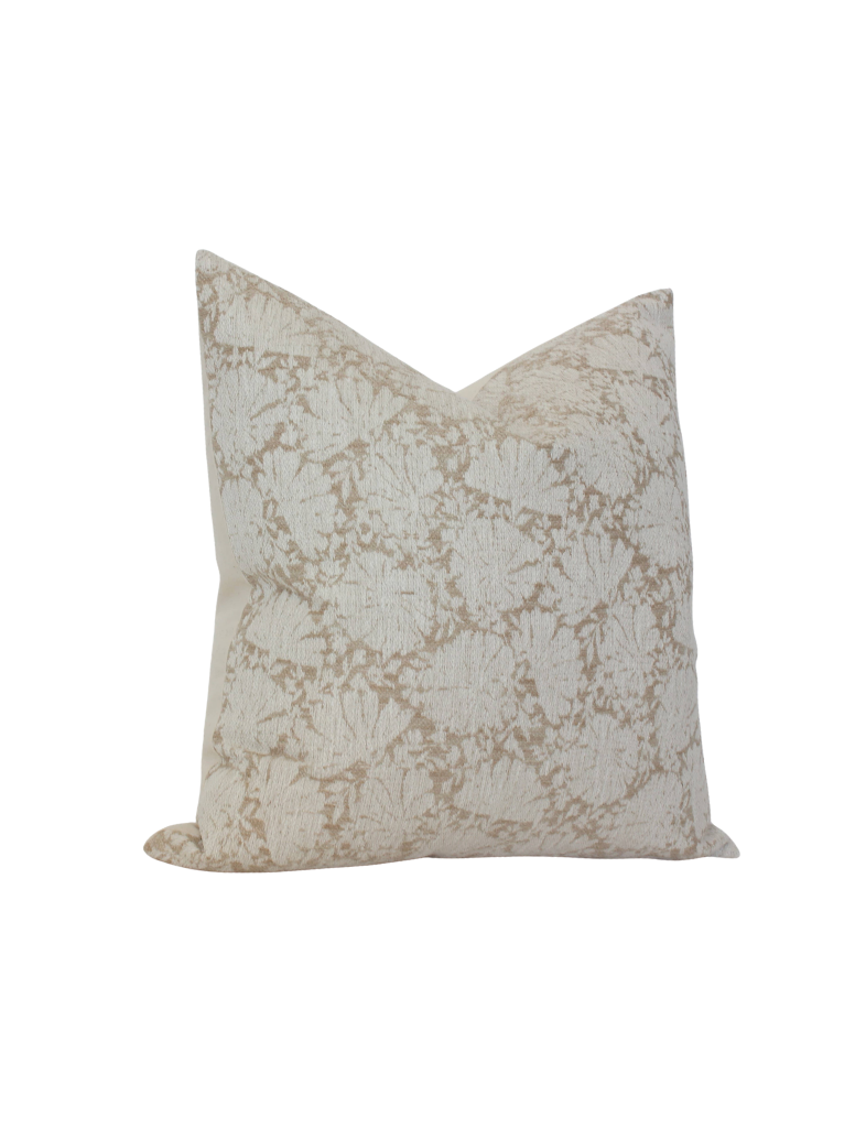 Saylor Pillow